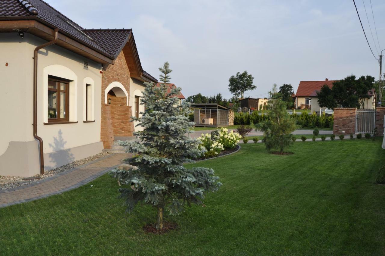 Dom Nad Jeziorem Jeziorany Exterior photo